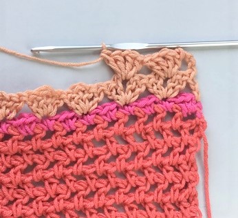 easy crochet poncho scallops