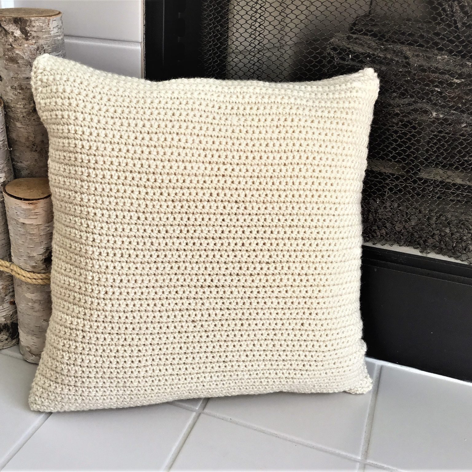 Farmhouse Crochet Pillow - Crazy Cool Crochet