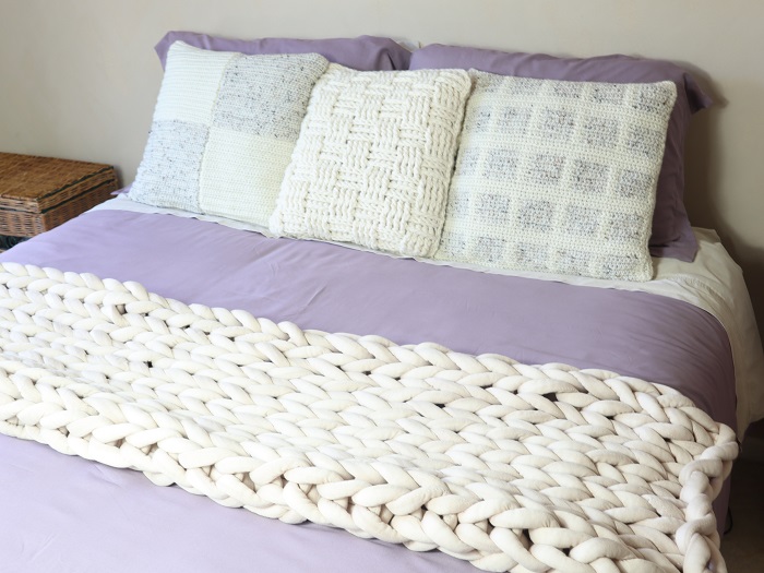 Chunky Hand Knit Blanket - Crazy Cool Crochet