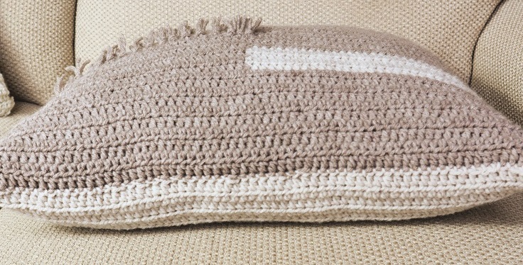 easy crochet pillow cover
