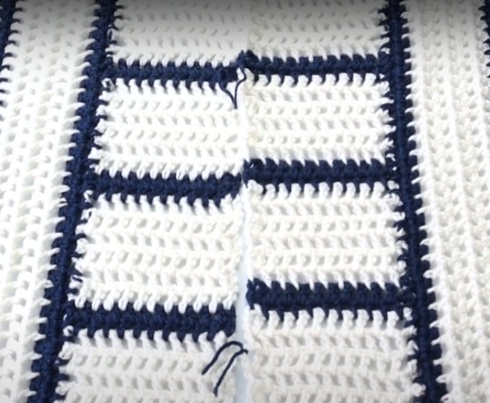 crochet poncho neck seam
