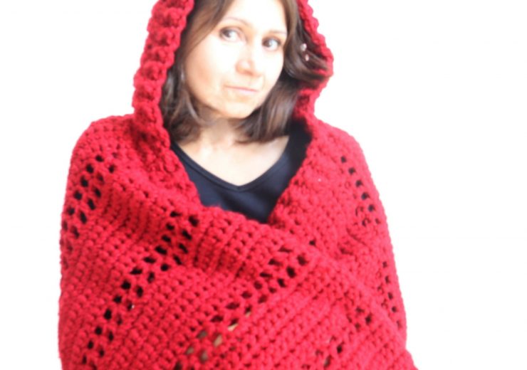 hug-myself-crochet-pocket-shawl